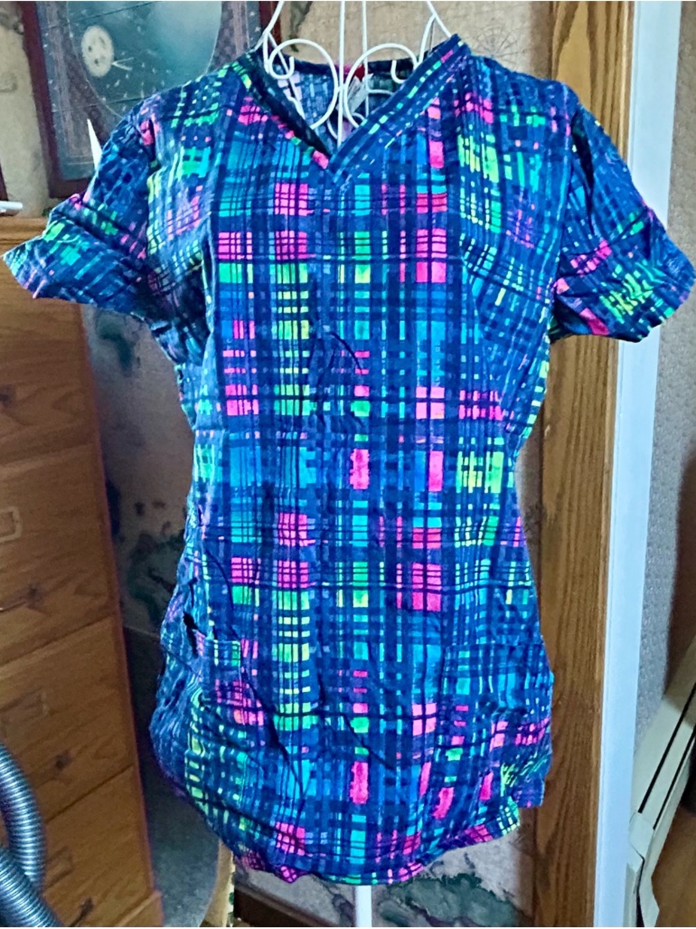 Dickies Glowing Plaid Scrub Top